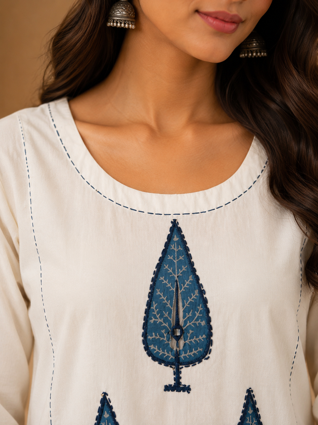 Ivory Bloom Embroidered 3 pc Suit
